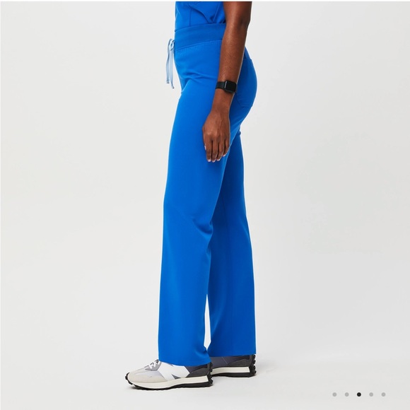 High Waisted Livingston Basic Scrub Pants - Picture 3 of 6